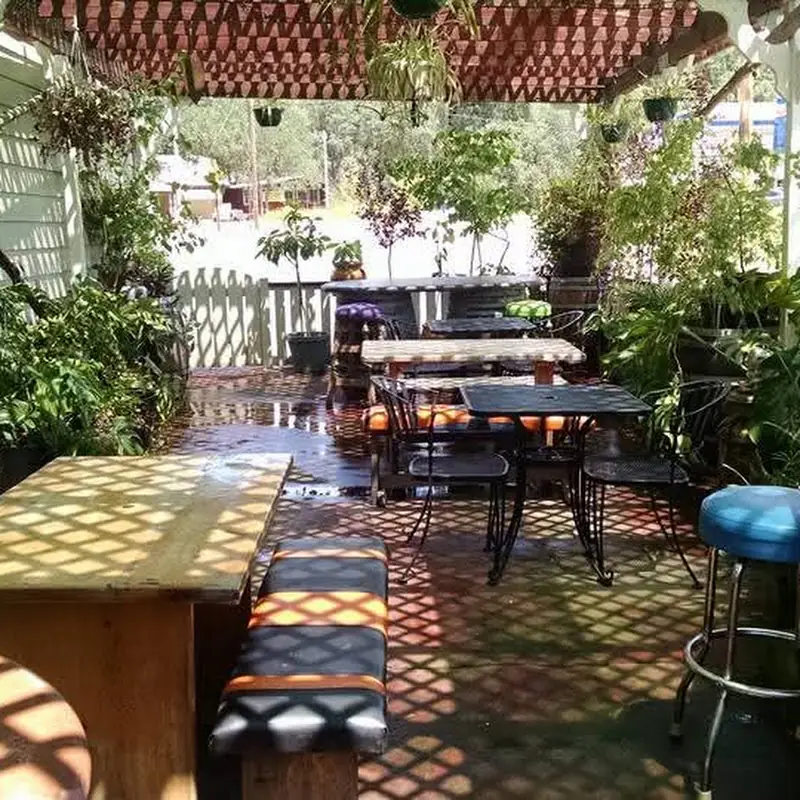 River Shack Deli & Pub