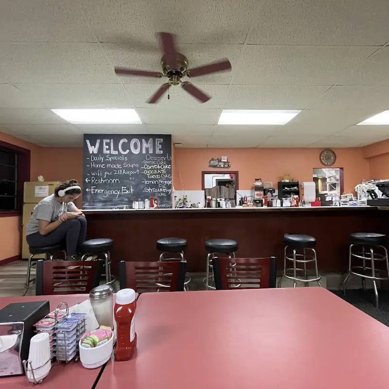 Yulan Country Store