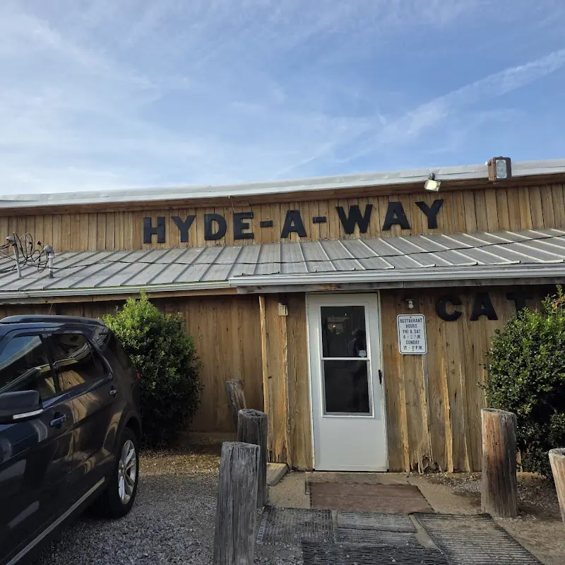 Hyde Away Catfish Inn