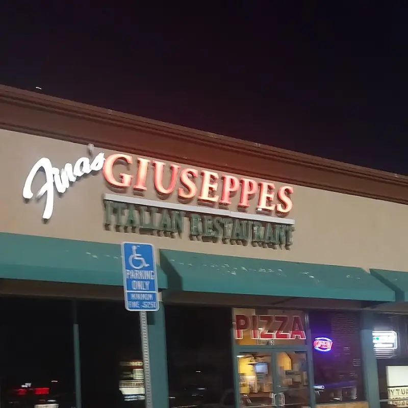 Fina's Giuseppes Italiano Restaurant in Victorville