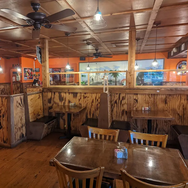 El Puente Mexican Restaurant