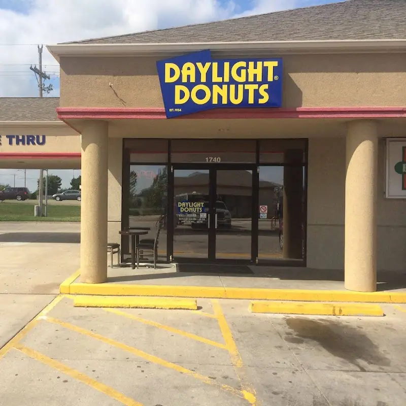 Daylight Donuts