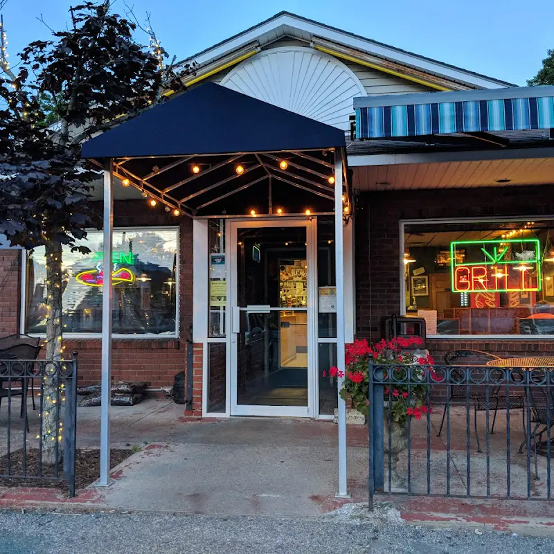 Tremont House of Pizza