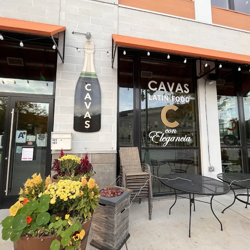 Cavas