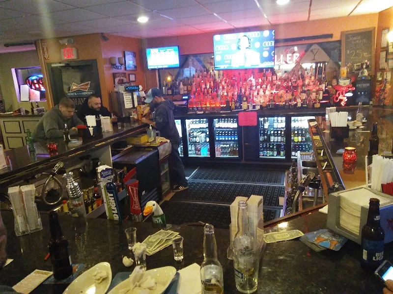 Fiore's Bar & Grill