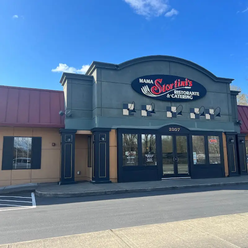 Mama Stortini's Restaurant & Bar