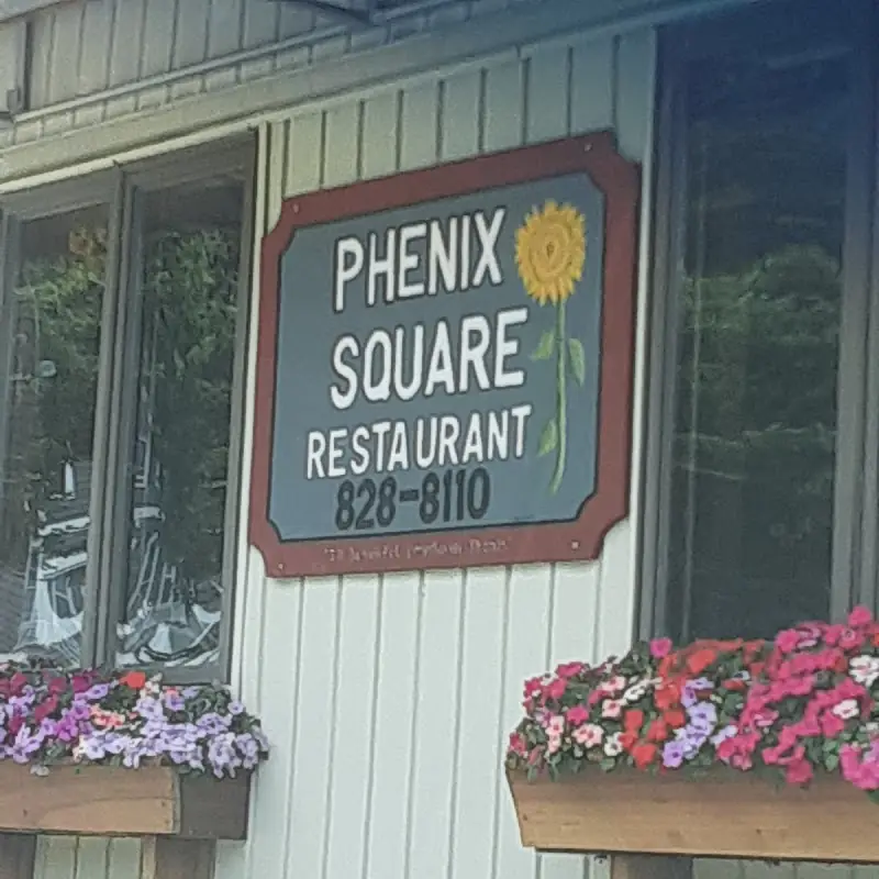 Phenix Square