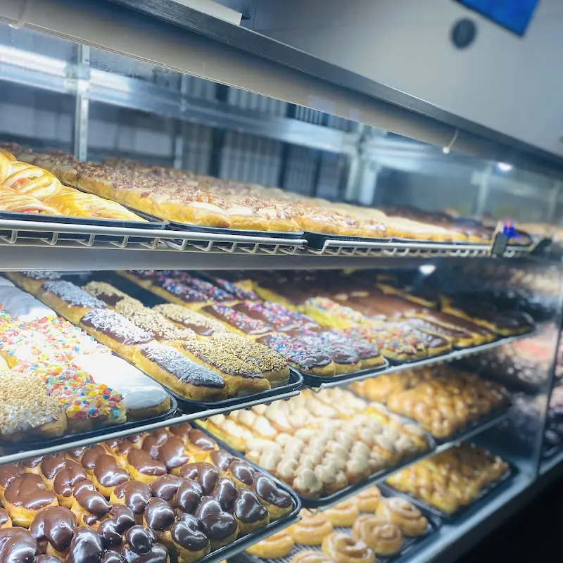 Moon Donuts & Cafe