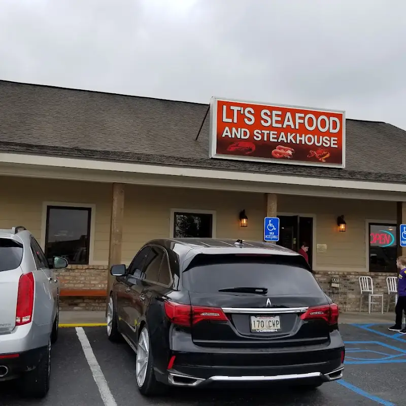 LT's Seafood & Steakhouse