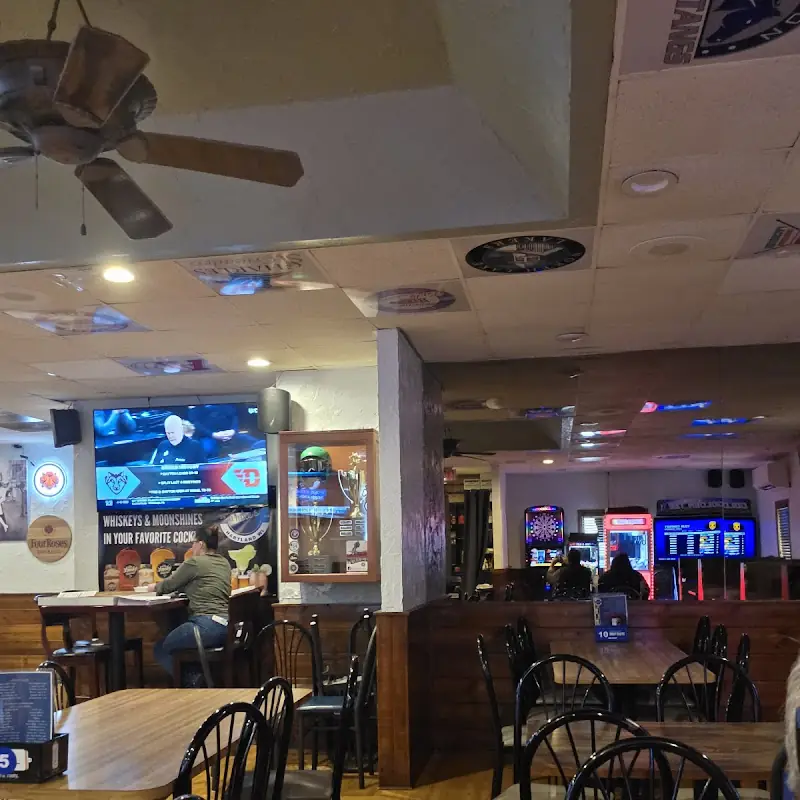 Duke's Bar & Grill