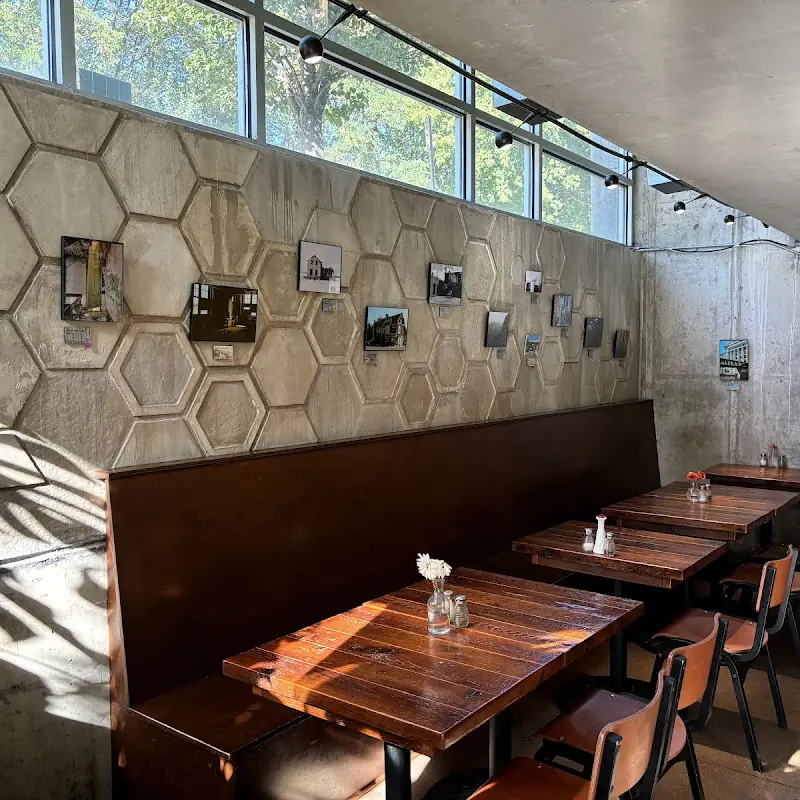 Beerline Cafe