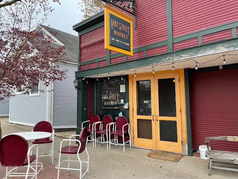 Lake Street Market