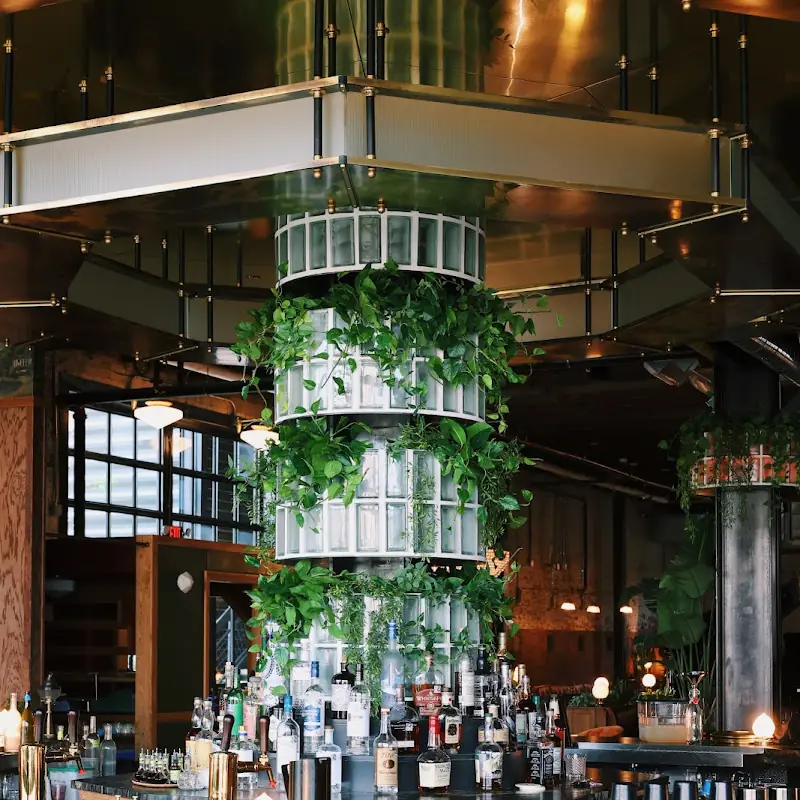 Red Herring Restaurant & Bar