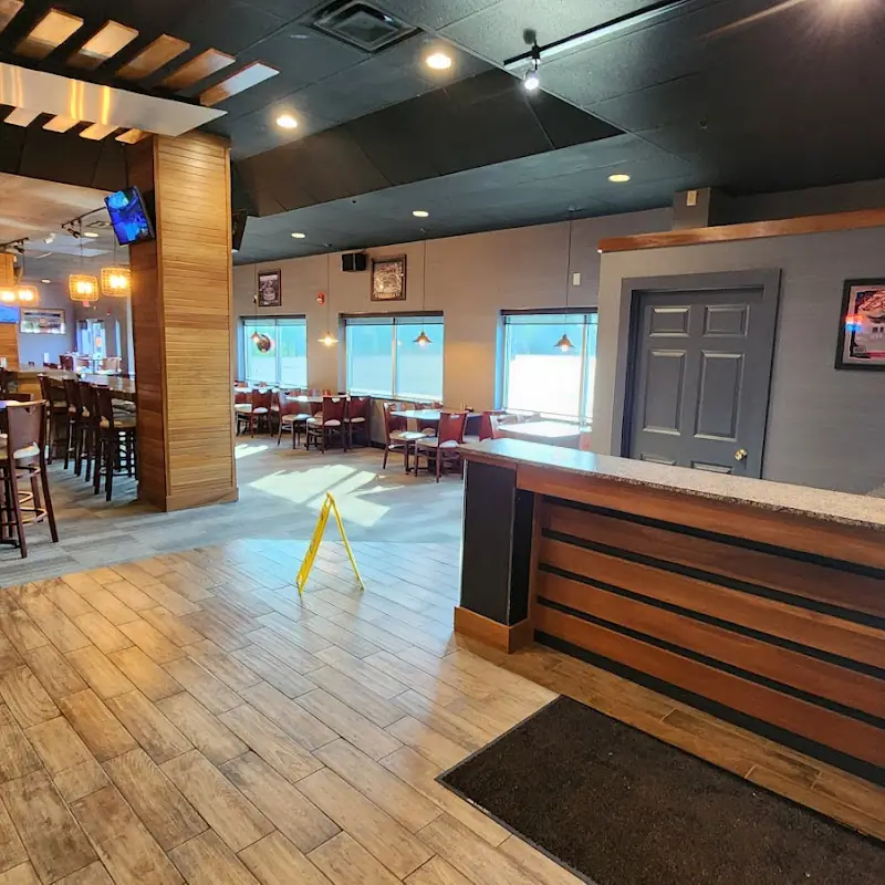 Packy's Sports Bar & Grill