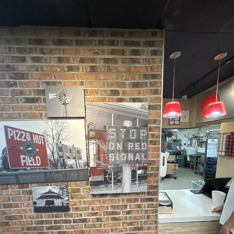 Pizza Hut