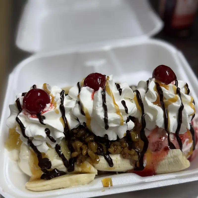Papa Bear’s Ice Cream Shoppe