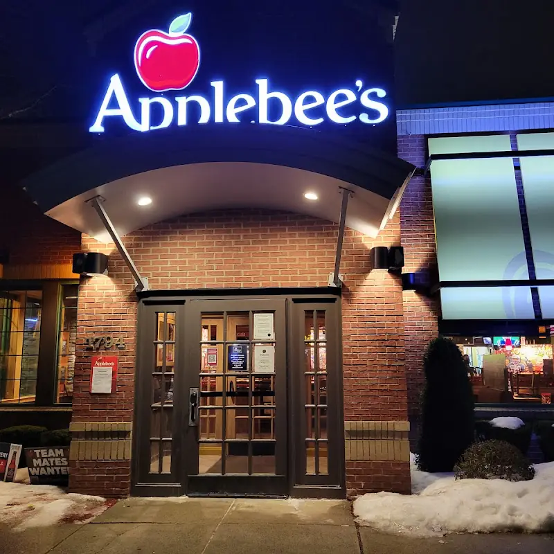 Applebee's Grill + Bar