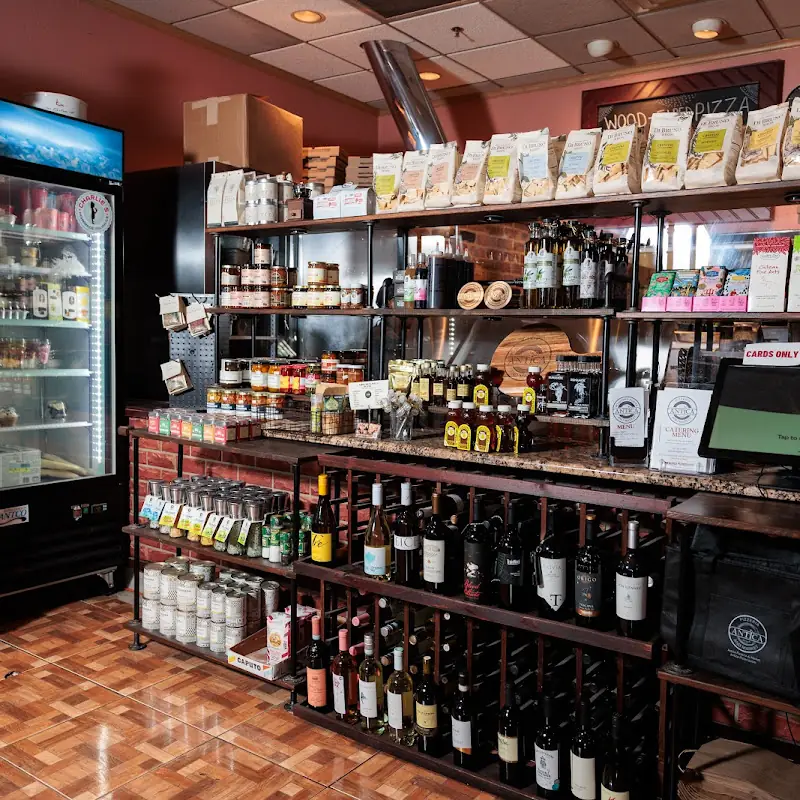 Antica Pizzeria & Market