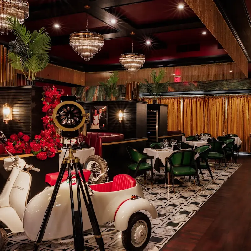 La Stella Italian Steakhouse and Music Lounge