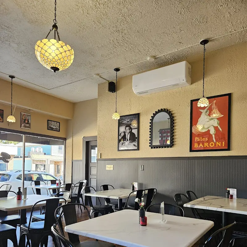 Scungilli’s Italian Eatery