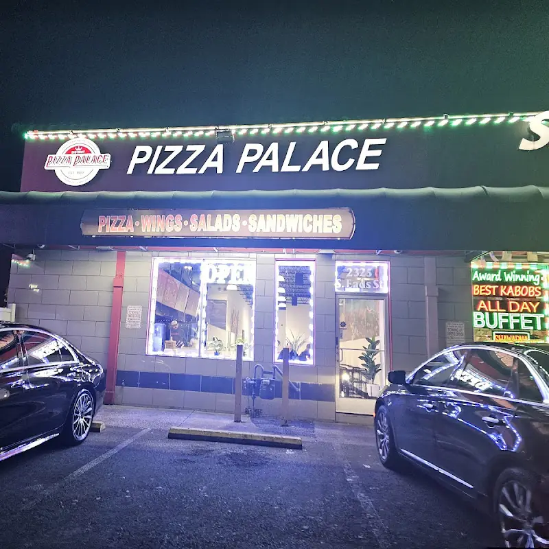 District Pizza Palace