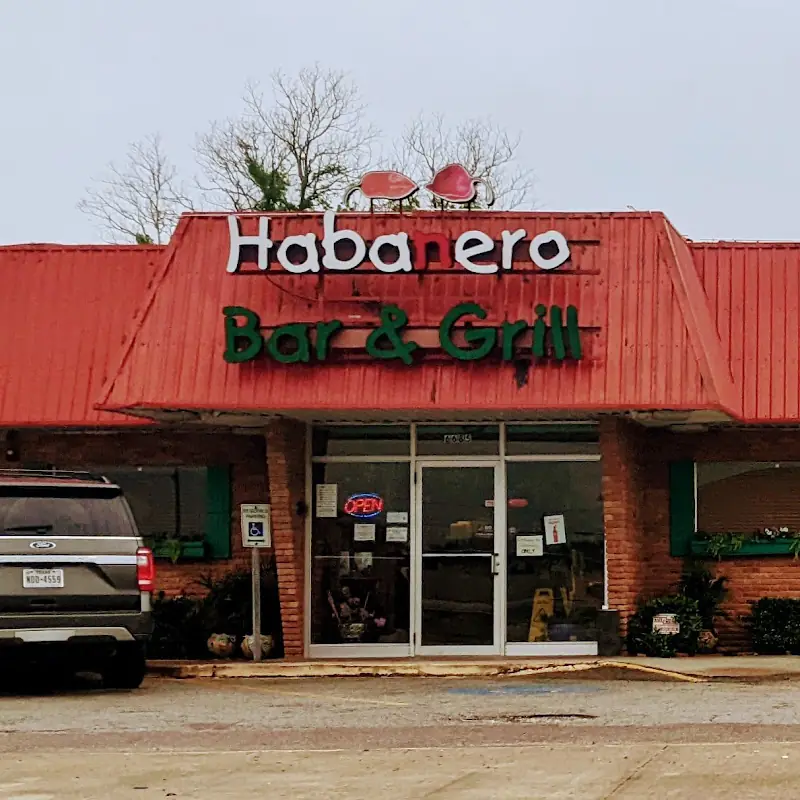 El Habanero Bar & Grill