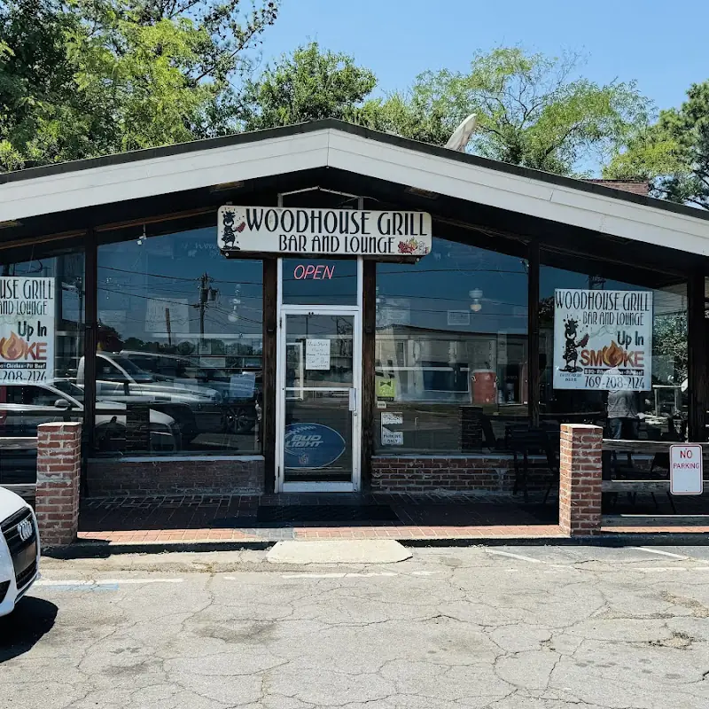 Woodhouse Grill Bar and Lounge