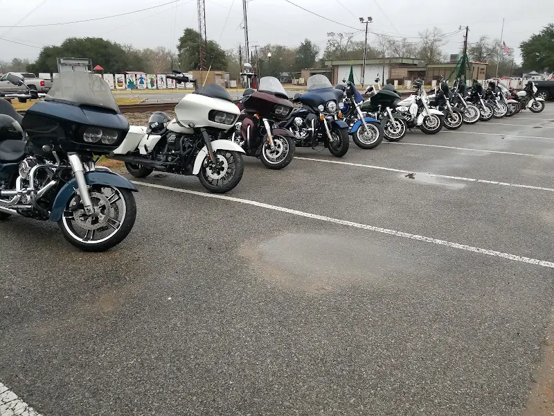 Dequincy Iron Horse Pub