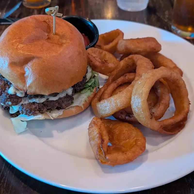 The Fort Bar & Grill