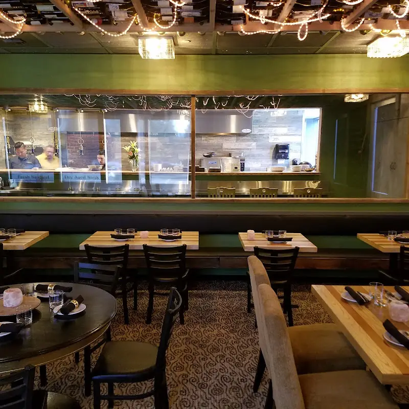 Ricardo's Kitchen + Bar
