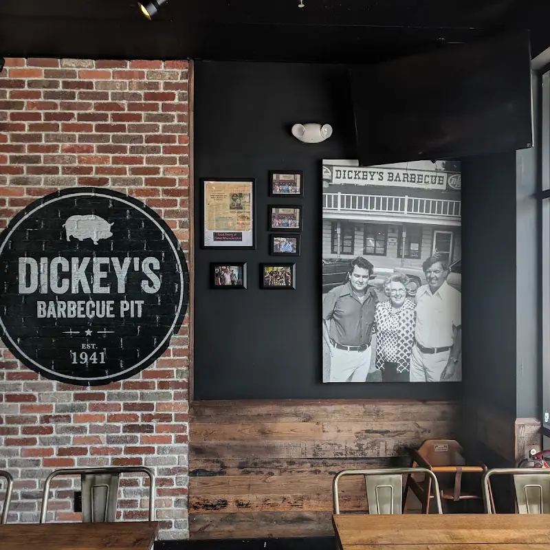 Dickey's Barbecue Pit
