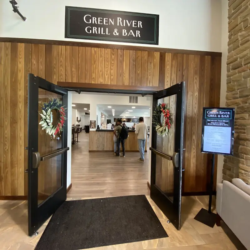 Green River Grill