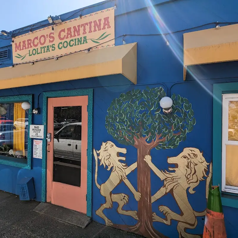 Casa Lunaz Tacos & Tequila
