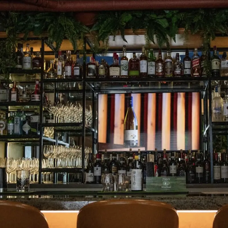 Vinarius Wine Bar & Restaurant