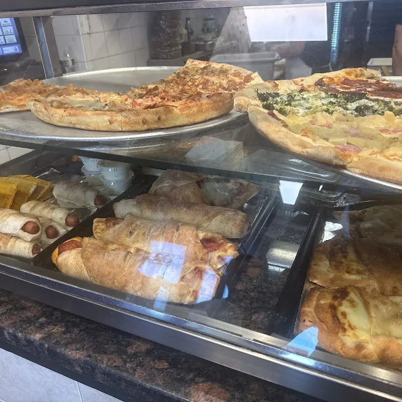 Dude Ranch Chicken Pizza
