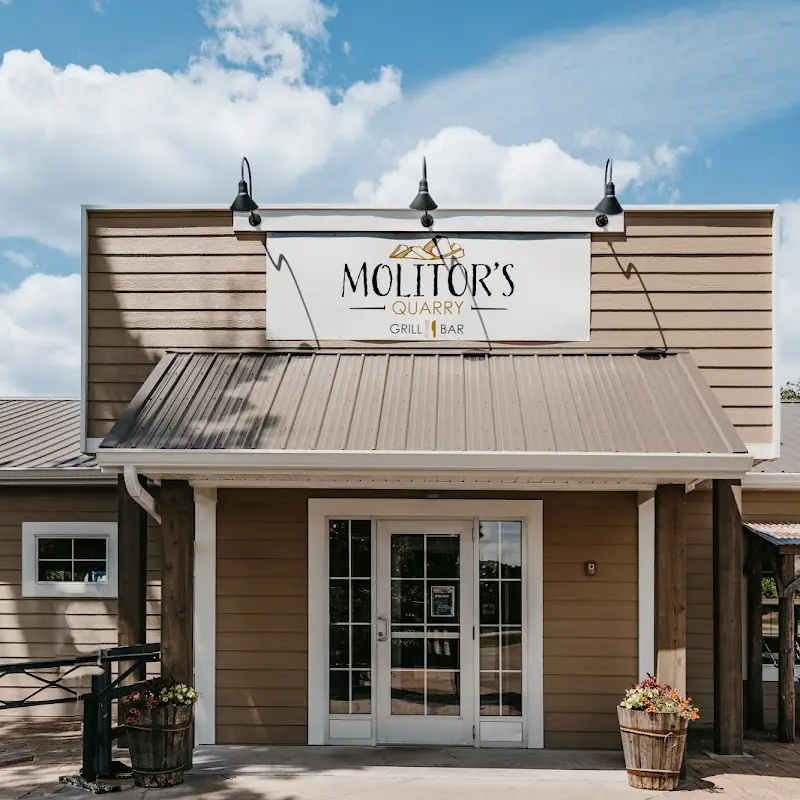 Molitor's Quarry Grill & Bar