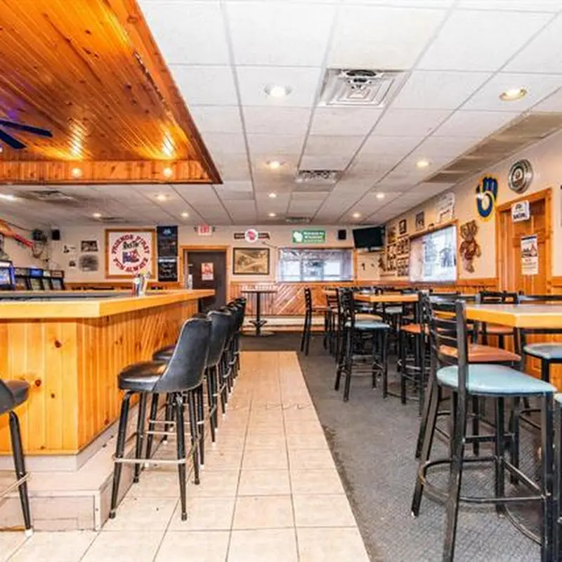 The Field House Bar and Grill