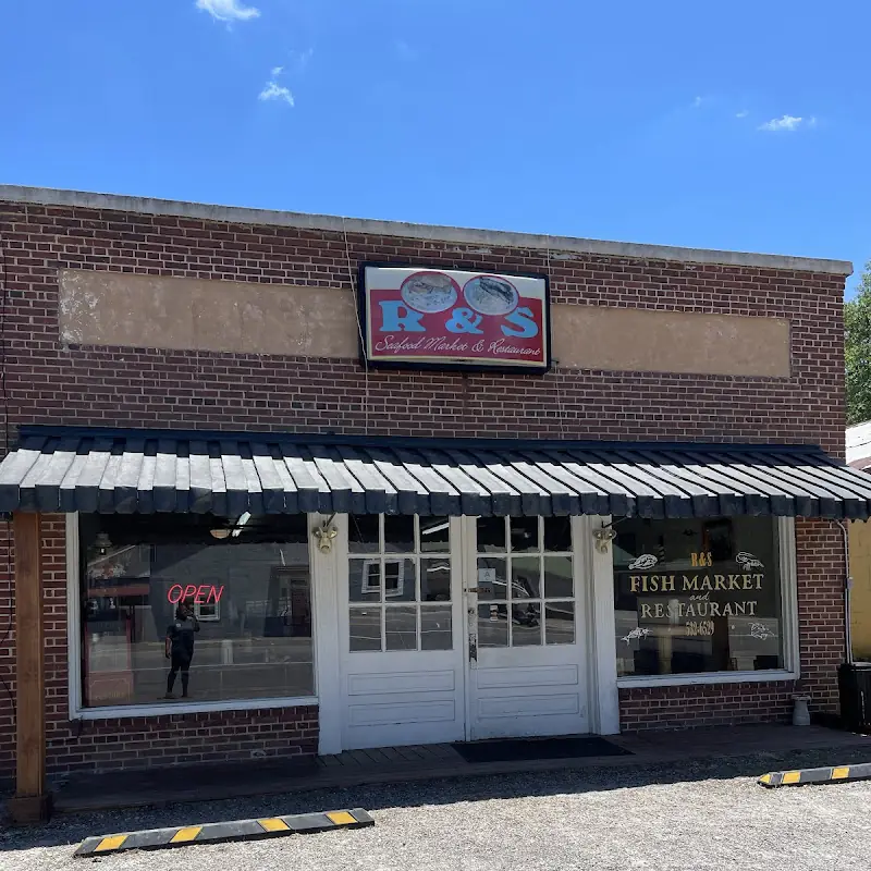 R & S Fish Market & Restaurant