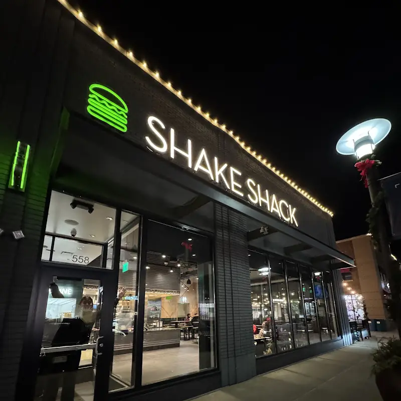 Shake Shack Hilldale Center