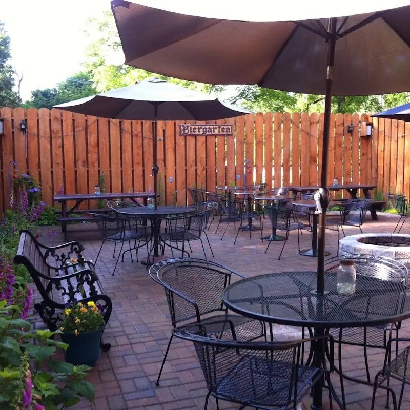 Jackson's Bar & Grille