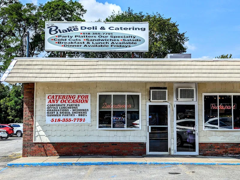 Blake 925 Deli