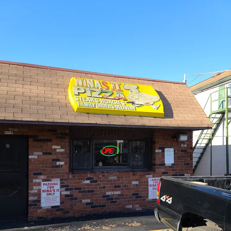 Nina’s II Pizza