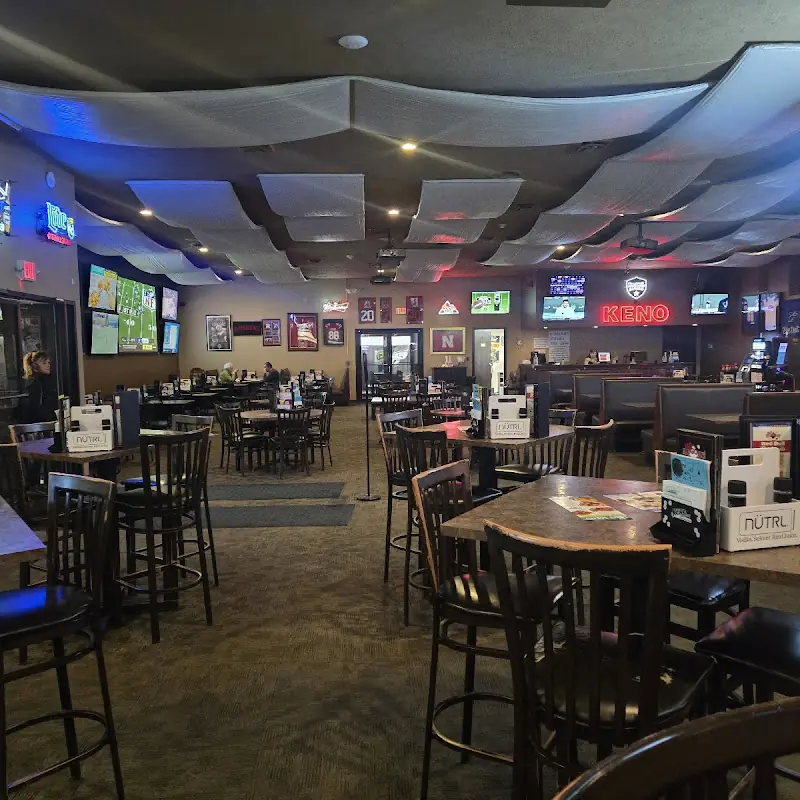 DJ's Dugout Sports Bar