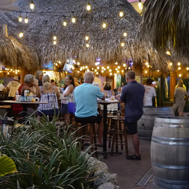 Tiki Bar & Grill - Lighthouse Island Resort