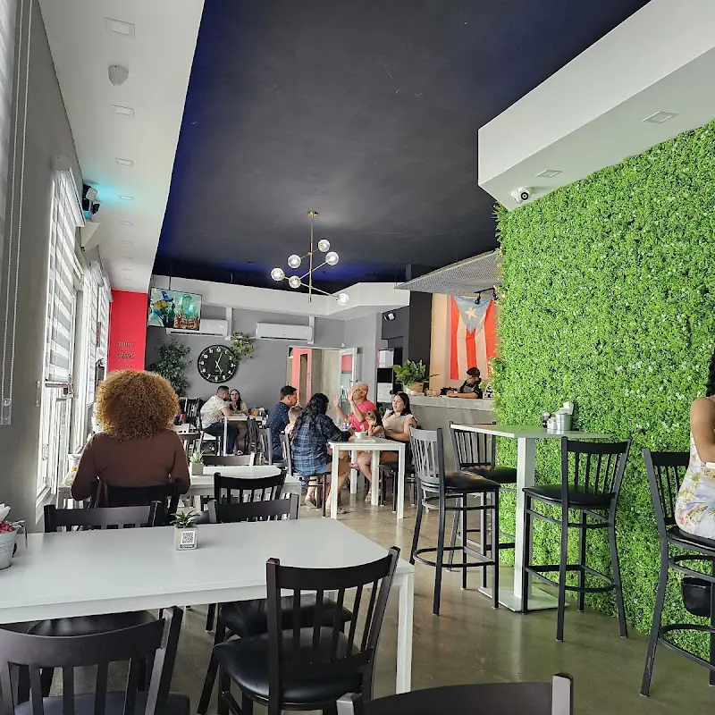 Obras Restaurant