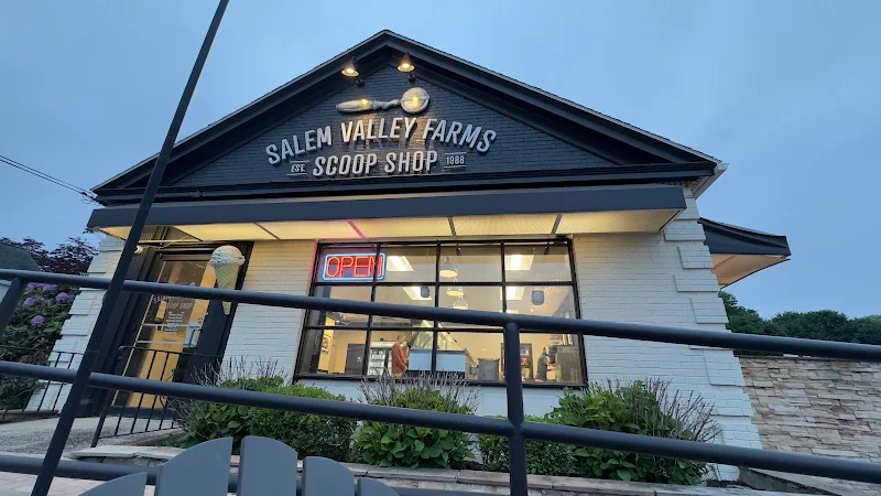 Salem Valley Farms Scoop Shop