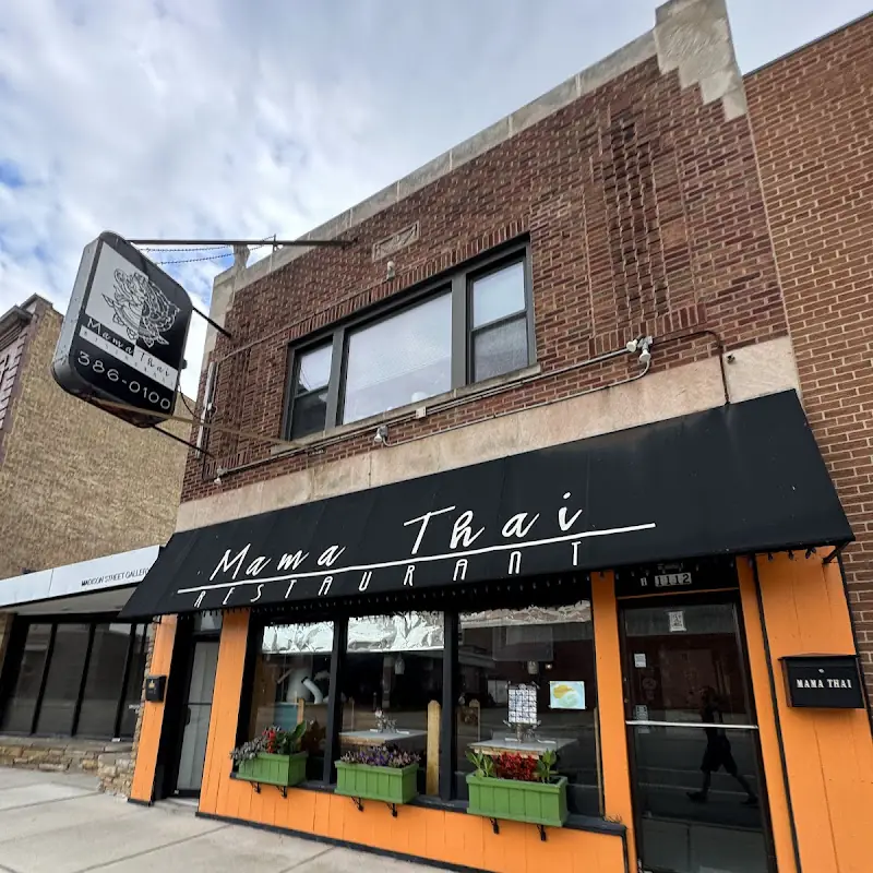 Mama Thai