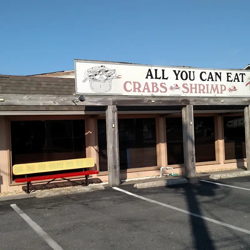 Steamers Restaurant & Sports Bar