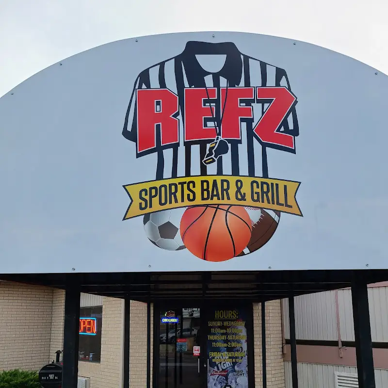 Refz Sports Bar and Grill