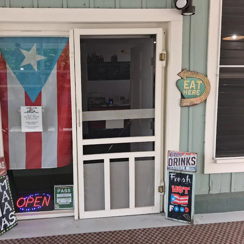 Aloha De Nada Empanadas